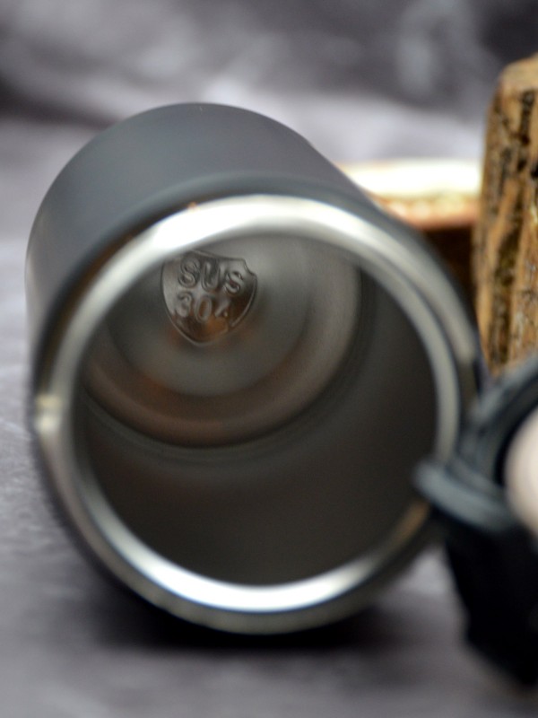 Süzgeçli Termos Paslanmaz Çelik İsme Özel Baskılı Siyah Süzgeçli Termos Paslanmaz Çelik İsme Özel Baskılı Siyah